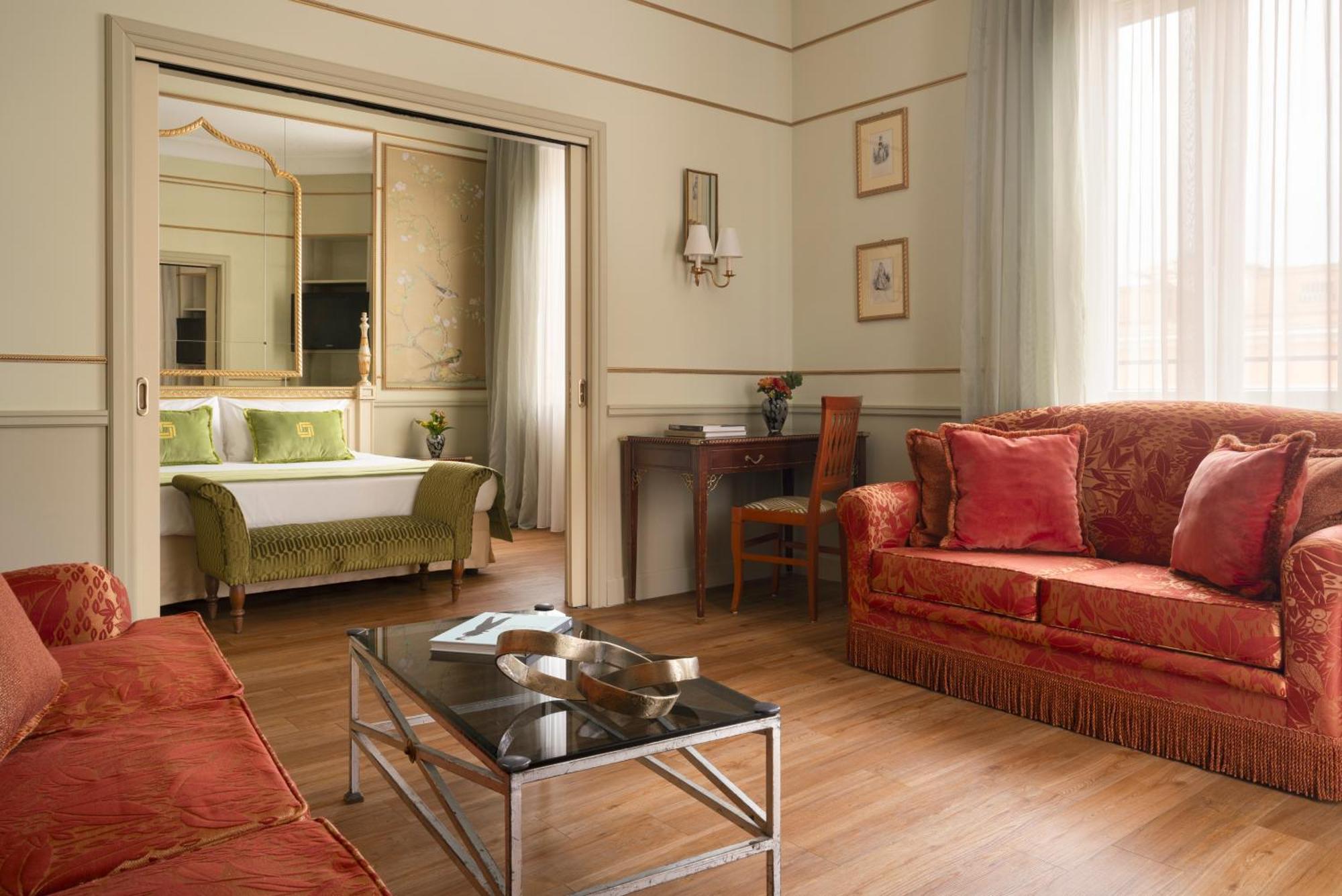 Suite,1604074036:JPEG